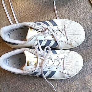 Adidas girl's White and gold Sneakers size 3